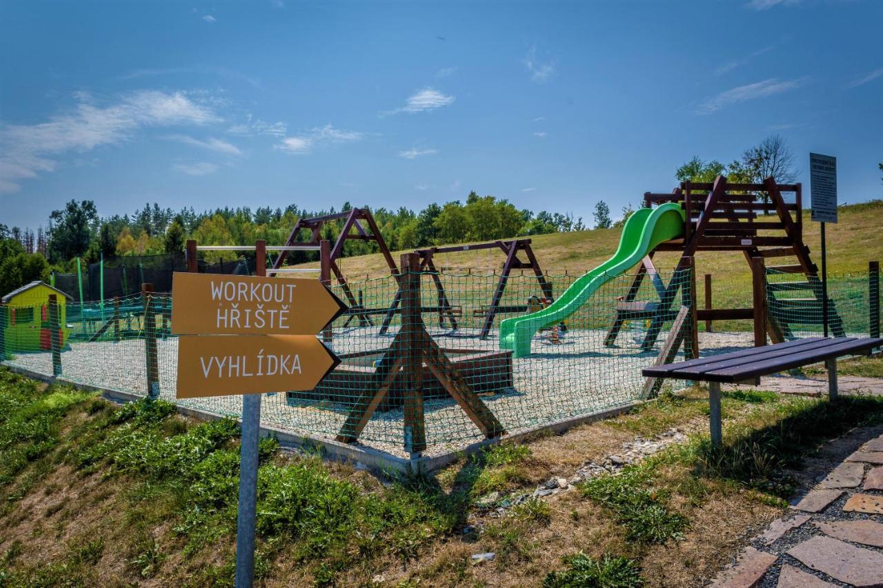 Hotel Horse Riding - Jezdecky Areal Tršice Exterior foto